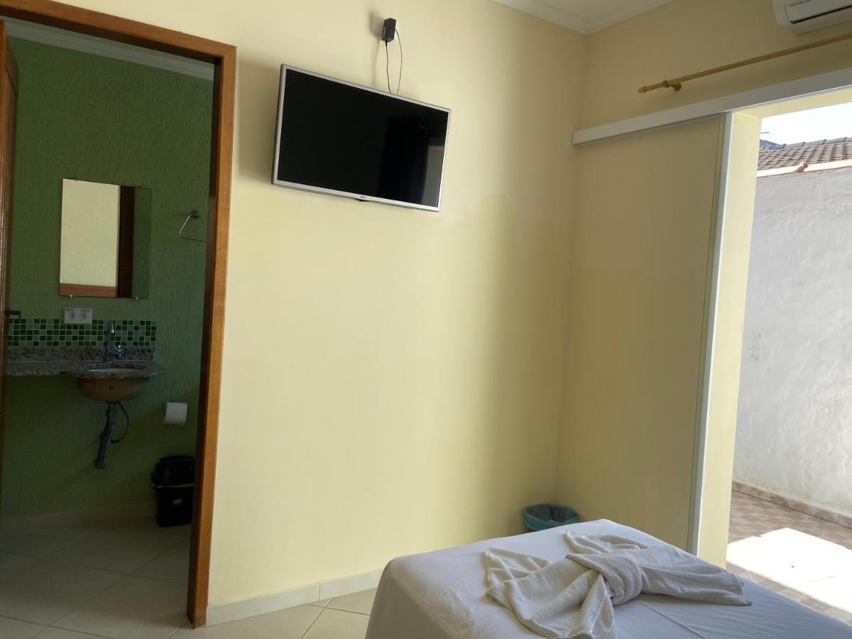 Werneck Residence Suites Ubatuba Esterno foto